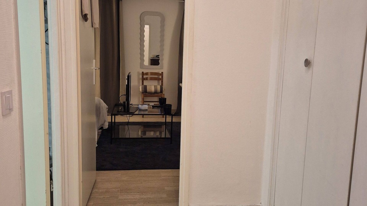 Le Rouet Apartment | Studio apartment building Standing Prado