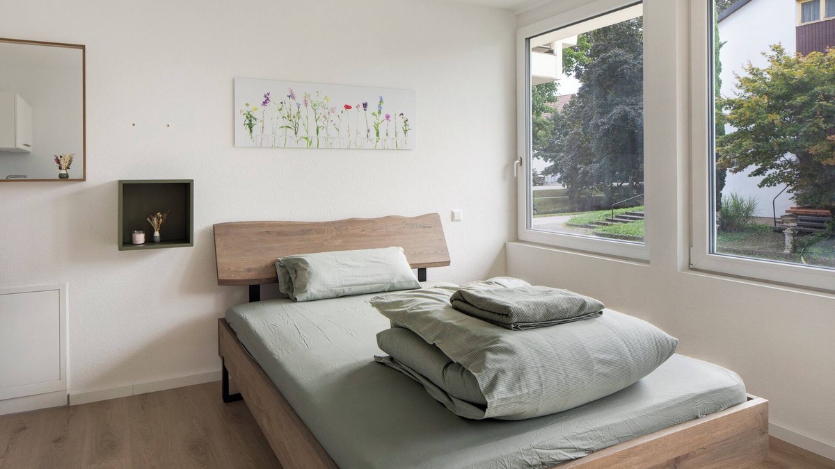 Bad Krozingen Apartment | Studio Apartment 'Tunsel' with Wi-Fi