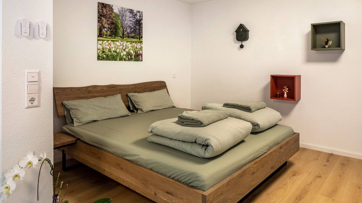 Bad Krozingen Apartment | Studio Apartment 'Belchen' with balcony and Wi-Fi