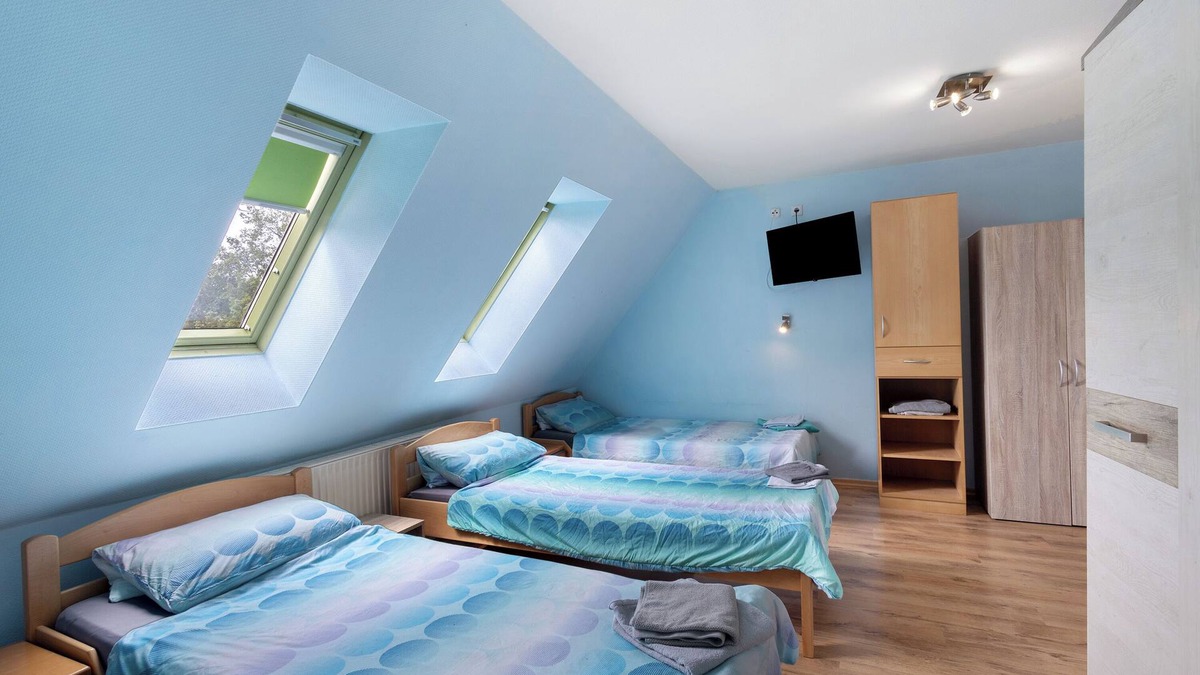 Markt Erlbach Apartment | Studio Apartment 'Zimmer 27' with Shared Terrace, Shared Garden and Wi-Fi