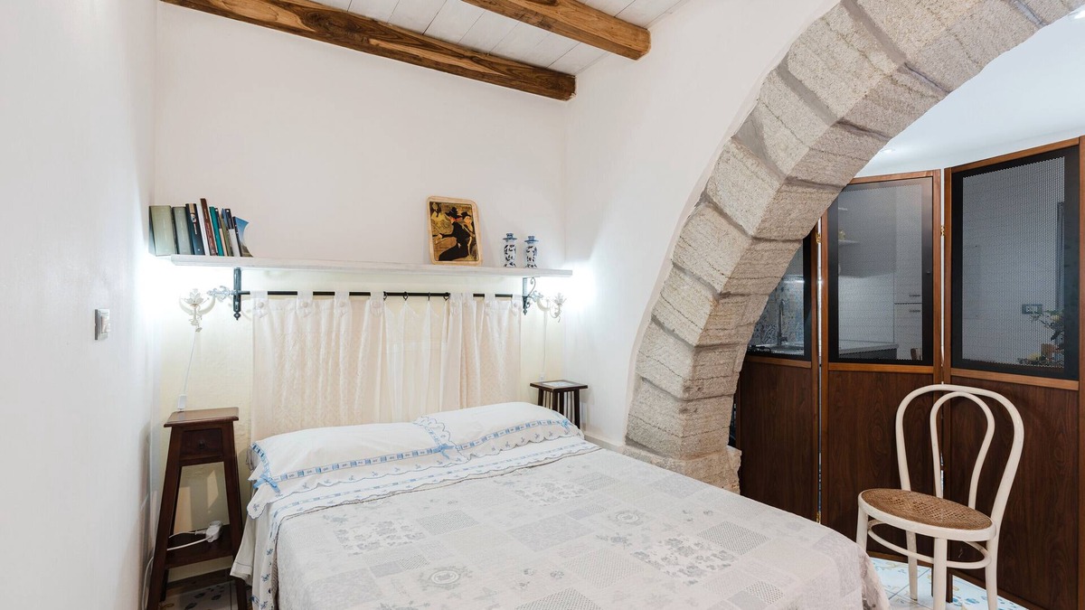 Calatafimi Apartment | Studio Apartment 'Flat Calatafimi Segesta' with Wi-Fi and Air Conditioning