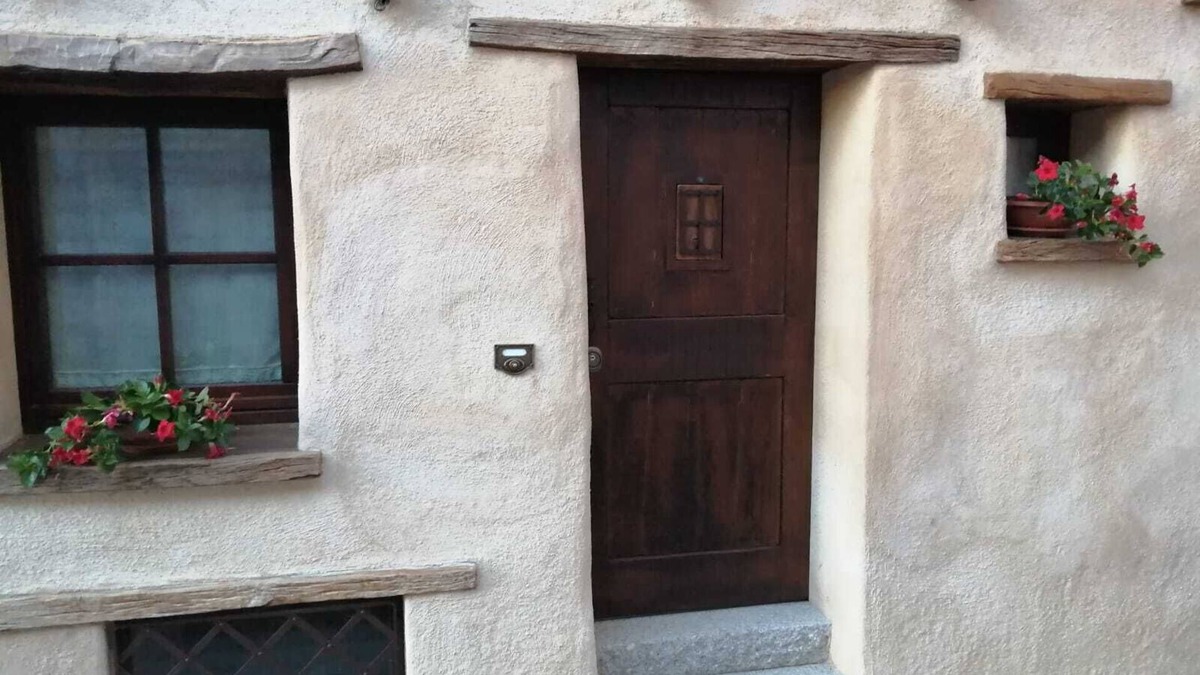 Fonni Bed & Breakfast | Studio apartment for exclusive use on 2 levels