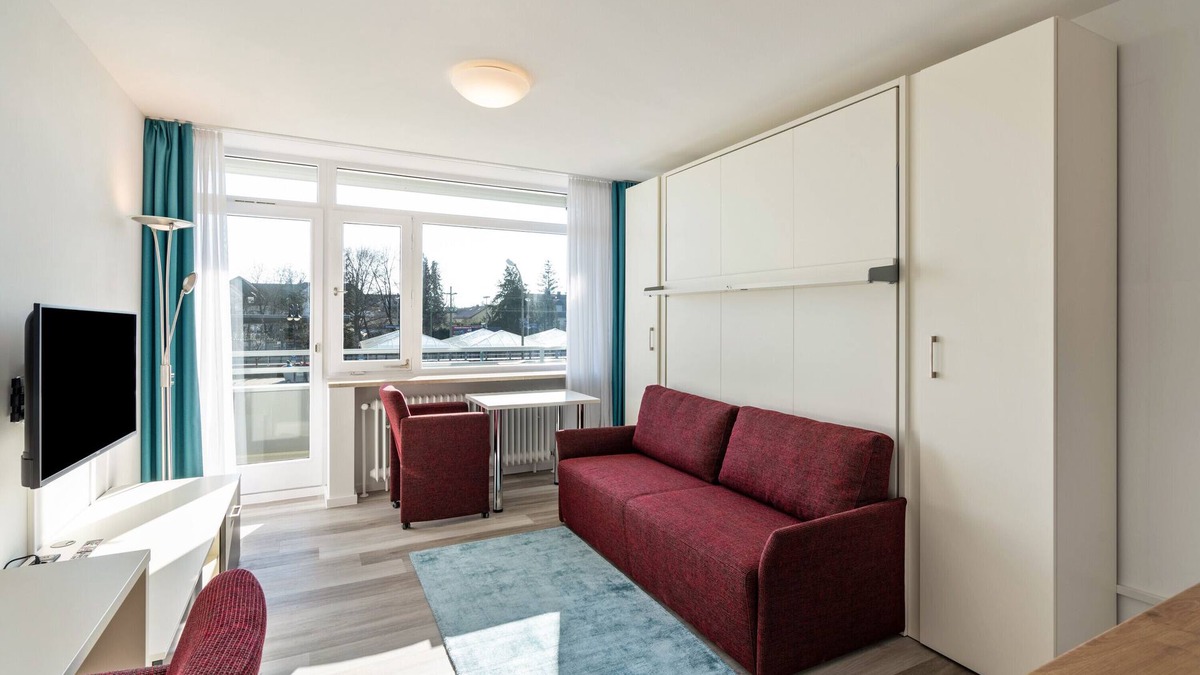 Furstenfeldbruck District Apartment | Studio Apartment "Huber Living Basic 109" with Balcony & Wi-Fi