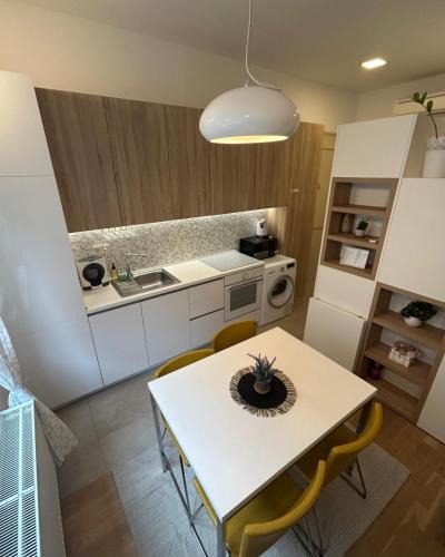 Donji Grad Apartment | Studio Apartment Ivy