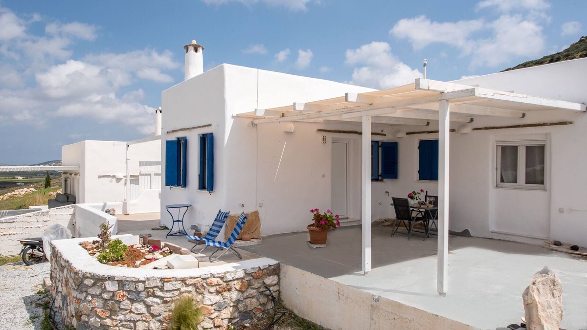Marpissa Apartment | Studio Apartment 'Ktima San Antonio Paros - Parion' with Sea View, Wi-Fi and Air Conditioning
