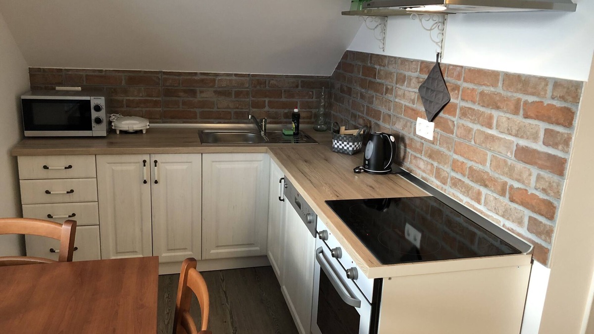 Zirovnica Apartment | Studio Apartment Rikli Rodine near Bled