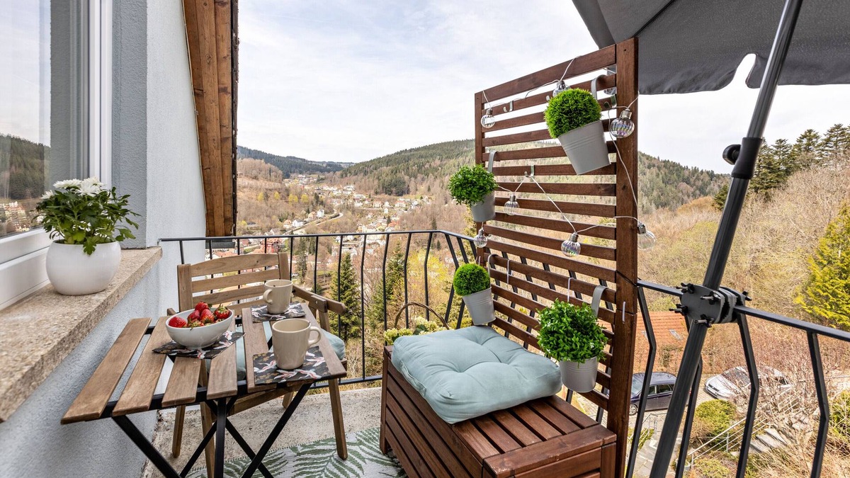 Triberg im Schwarzwald Apartment | Studio Apartment "Sonnenhof" with Balcony & Wi-Fi