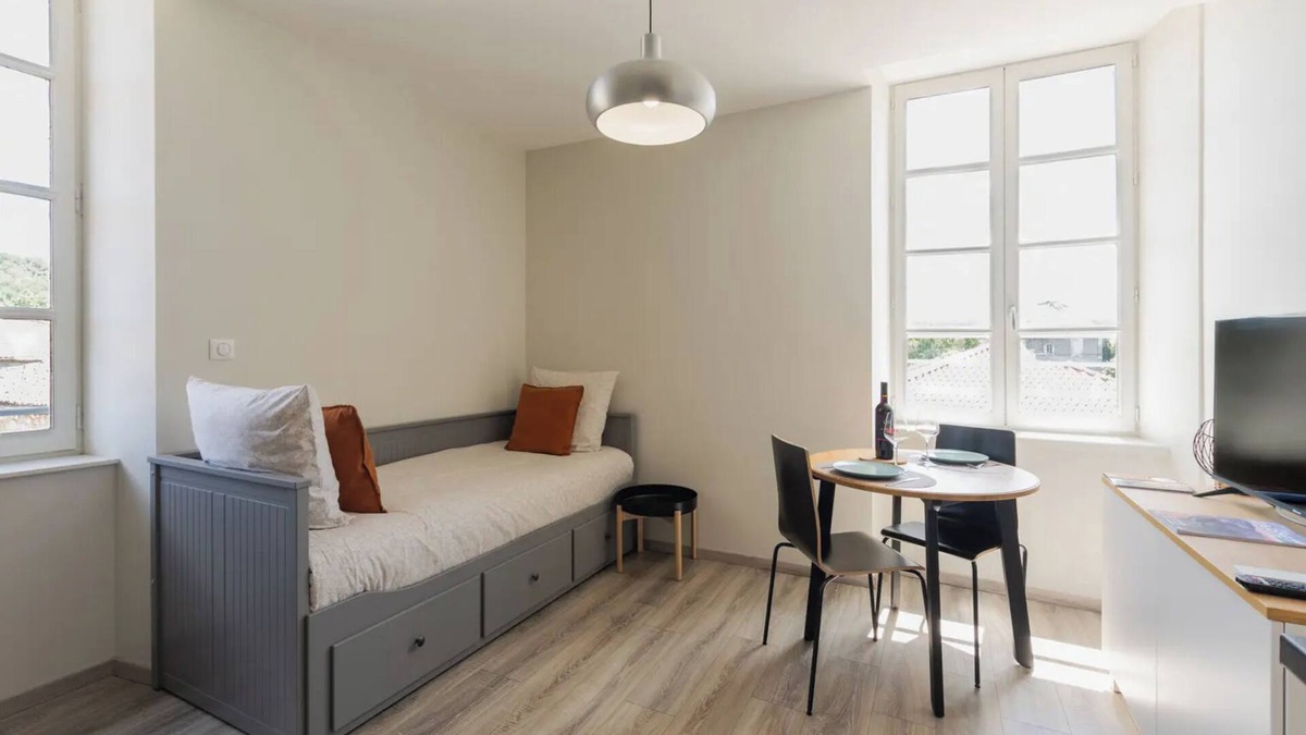 Ruoms Apartment | Studio Apartment 'Syrah' with Wi-Fi and Air Conditioning
