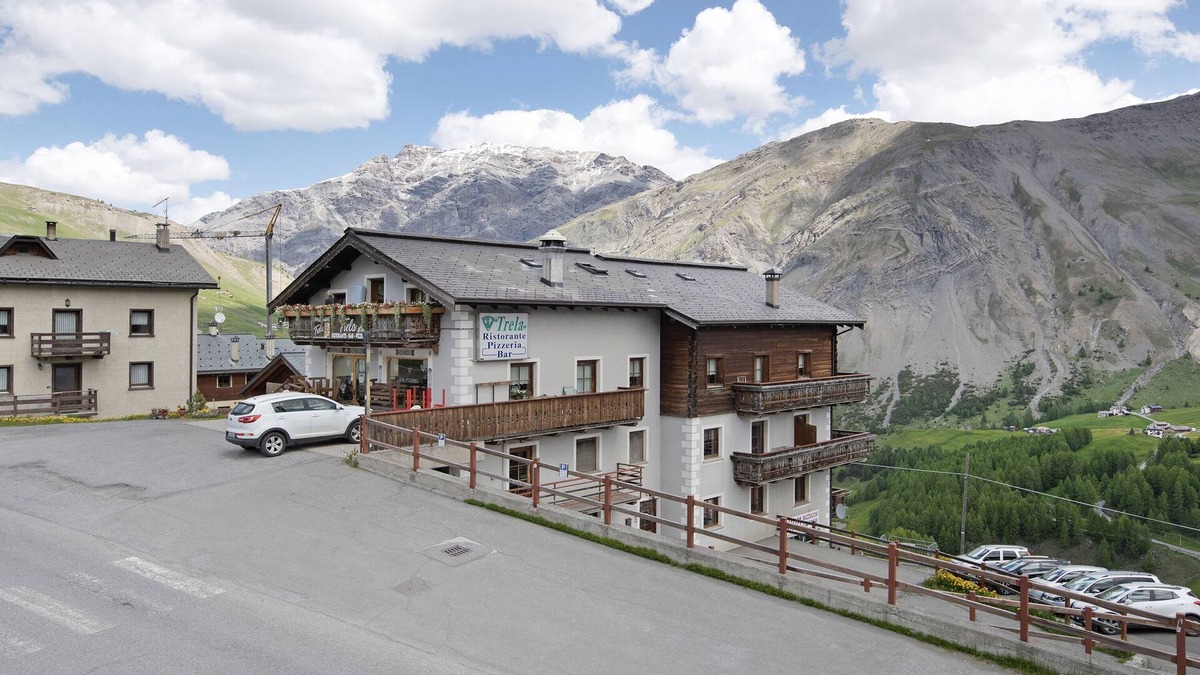 Sant'Anna Apartment | Studio Apartment "Trela" near Slopes with Balcony & Wi-Fi
