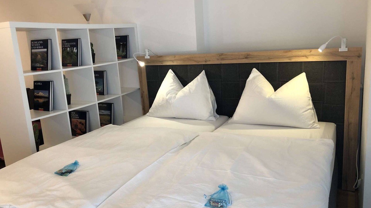 Geidorf Apartment | Studio Appartement near the hospital with garden access