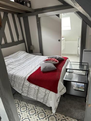 La Ferte-Bernard Apartment | Studio atypique