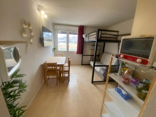 Saint-Etienne-en-Devoluy Apartment | Studio au pied des pistes