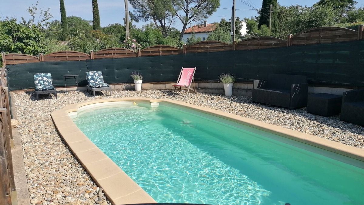Ribaute-les-Tavernes Apartment | Studio Avec Terrasse et Piscine