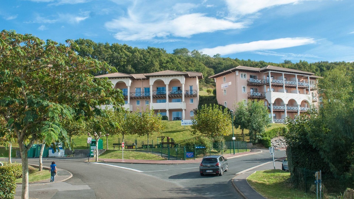 Ciboure Apartment | Studio avec accès piscine, Wi-Fi + Parking gratuit