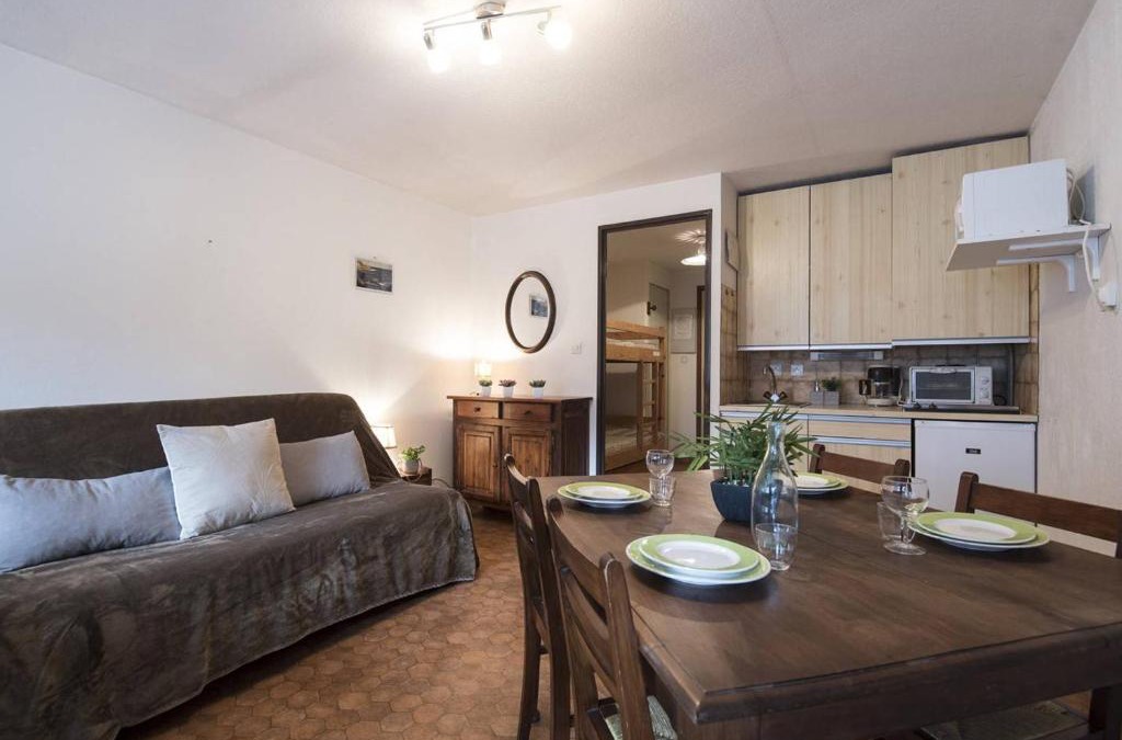 Saint-Lary-Soulan Apartment | Studio avec Parking Privé près du Centre, Navette & Téléphérique - FR-1-296-170