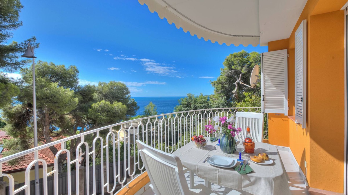 Cap d'Ail Apartment | Studio Azur, Cap D'ail, France