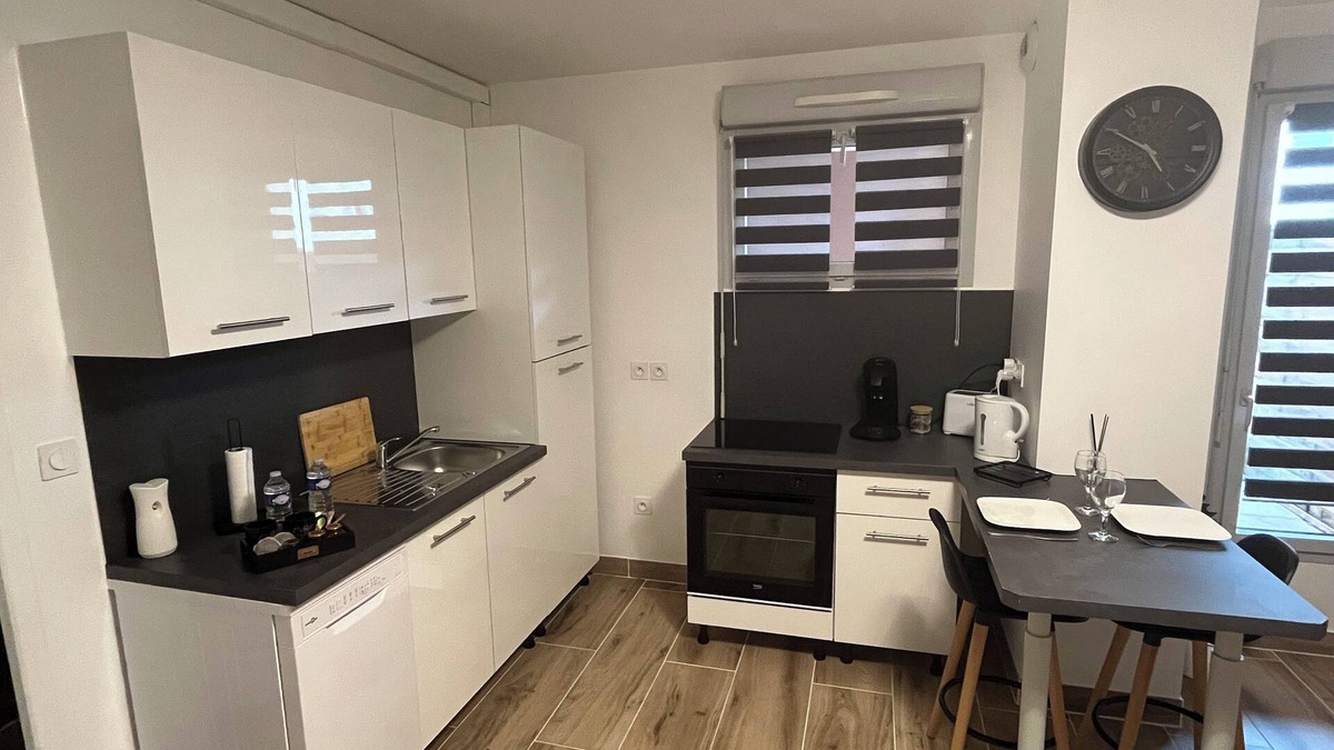 Bourgoin-Jallieu Apartment | Studio Bourgoin jallieu