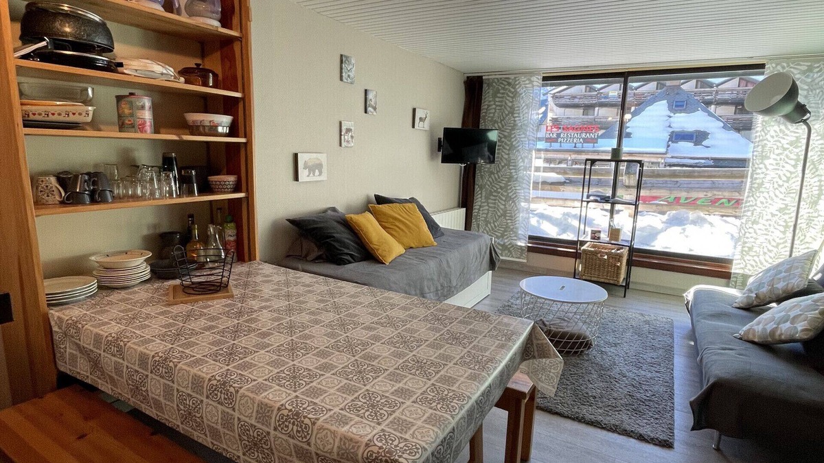Laveissiere Apartment | Studio Buron des Gardes