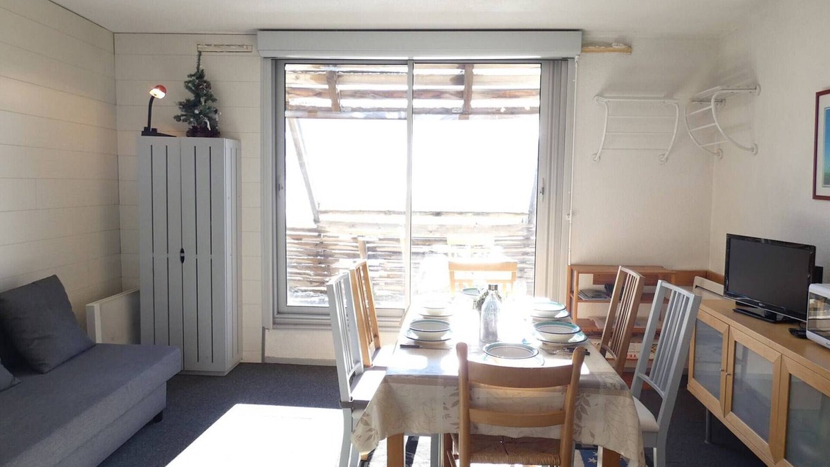 Piau Engaly Apartment | Studio cabin for 6 with balcony, south exposure, Club Engaly II