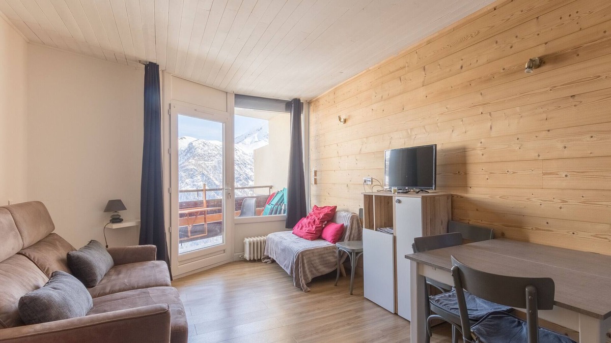 Orcieres-Merlette Apartment | Studio cabin, sleeps 4/5