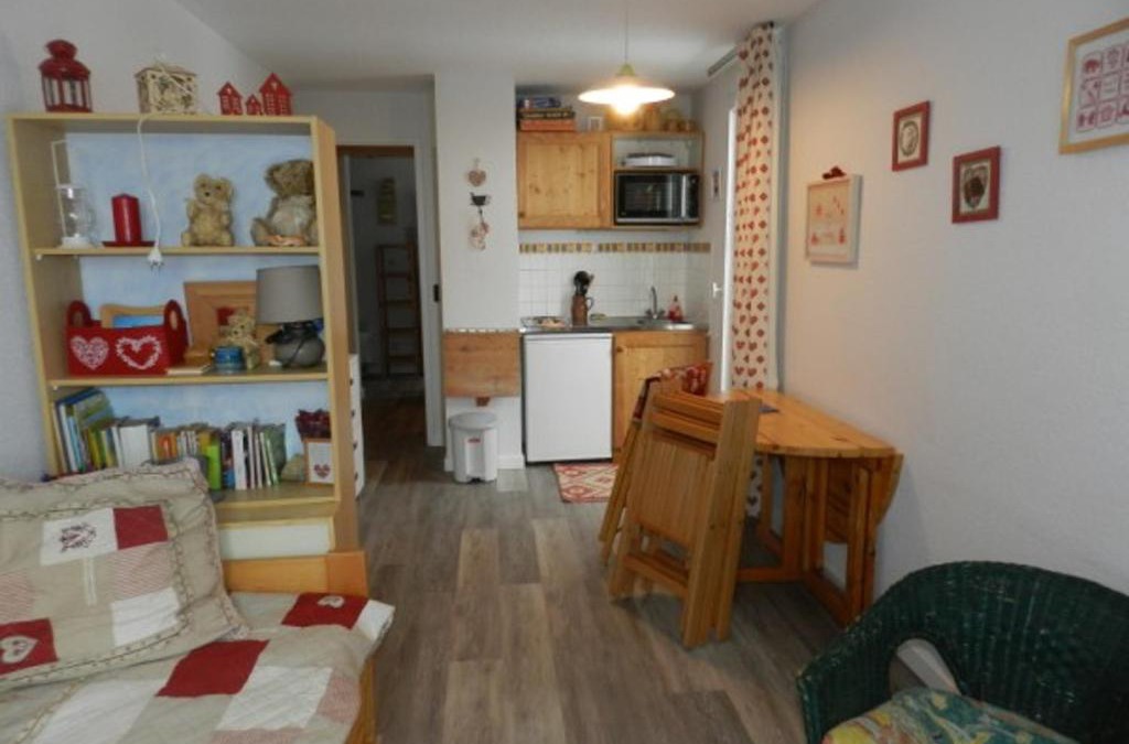 Le Pleynet Apartment | Studio cabine à 100m des pistes - Balcon - Casier à skis - FR-1-557A-6