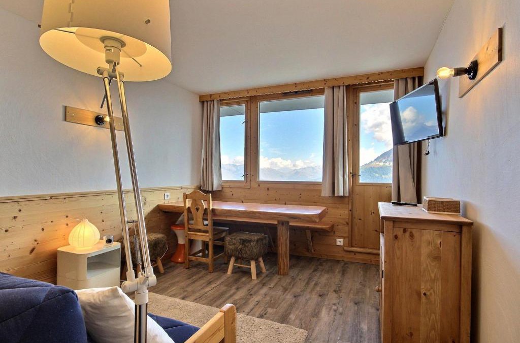 Aime Apartment | Studio cabine rénové avec balcon et TV - FR-1-455-93
