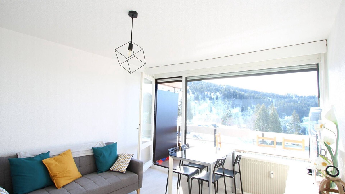Chamrousse Apartment | Studio Cabine Sud avec Balcon, Proche Pistes et Commerces, Chamrousse 1650