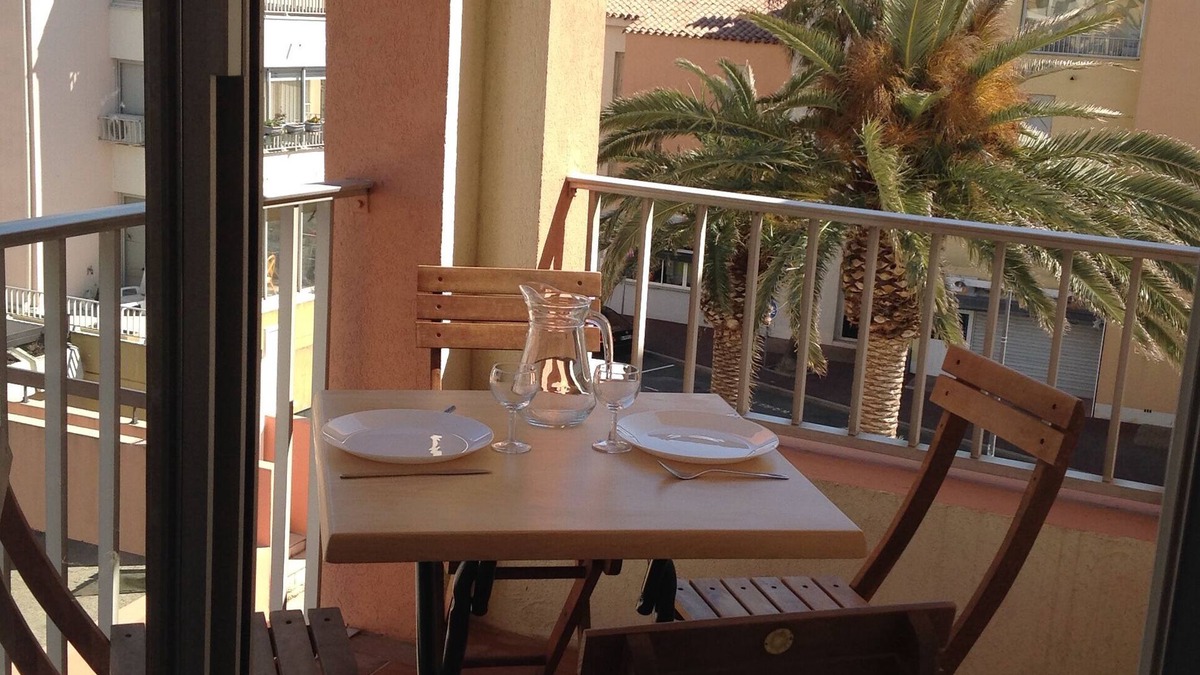 Cap d'Agde Apartment | Studio center port swimming pool and open loggia