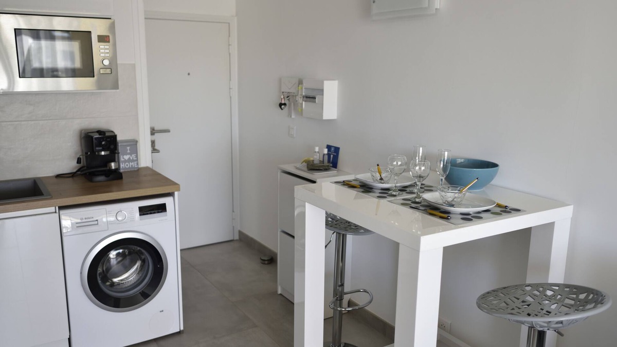 Carnon-Plage Apartment | Studio Classé 3 Étoiles à Carnon. Entre Port et Plage. Idéal Pour un Couple
