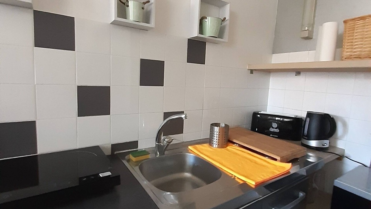 La Canourgue Apartment | Studio Coeur de Ville Dans un des Plus Beaux Villages de France