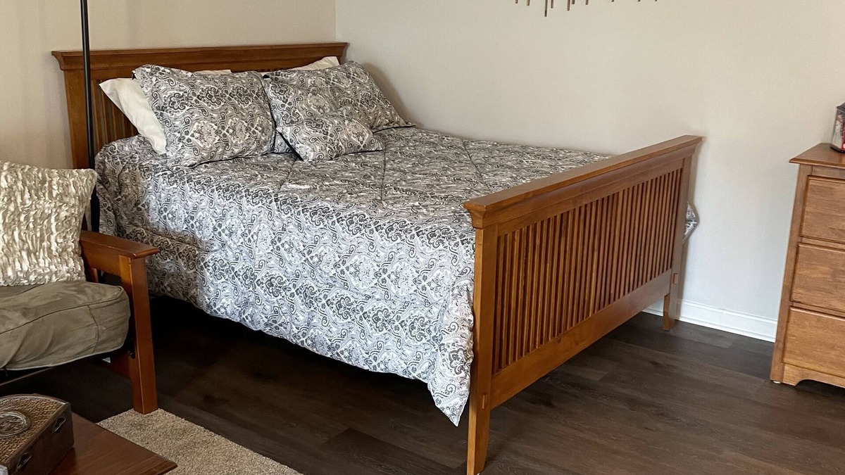 East Burke Condo | Studio condo