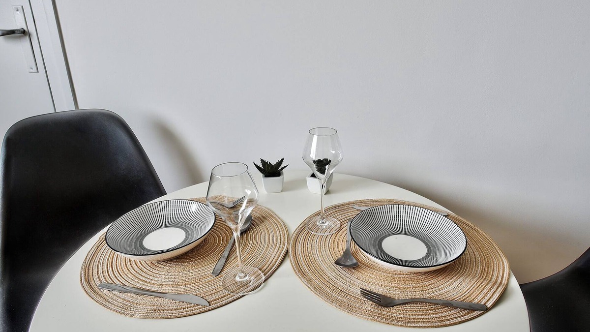 Peloux-Mail Apartment | Studio Cosy Bressan