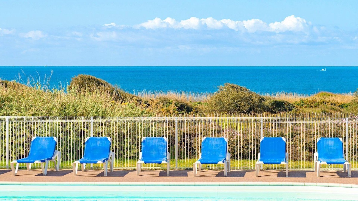 Chateau-d'Olonne Apartment | Studio cosy pour 2 avec vue magnifique sur la mer!