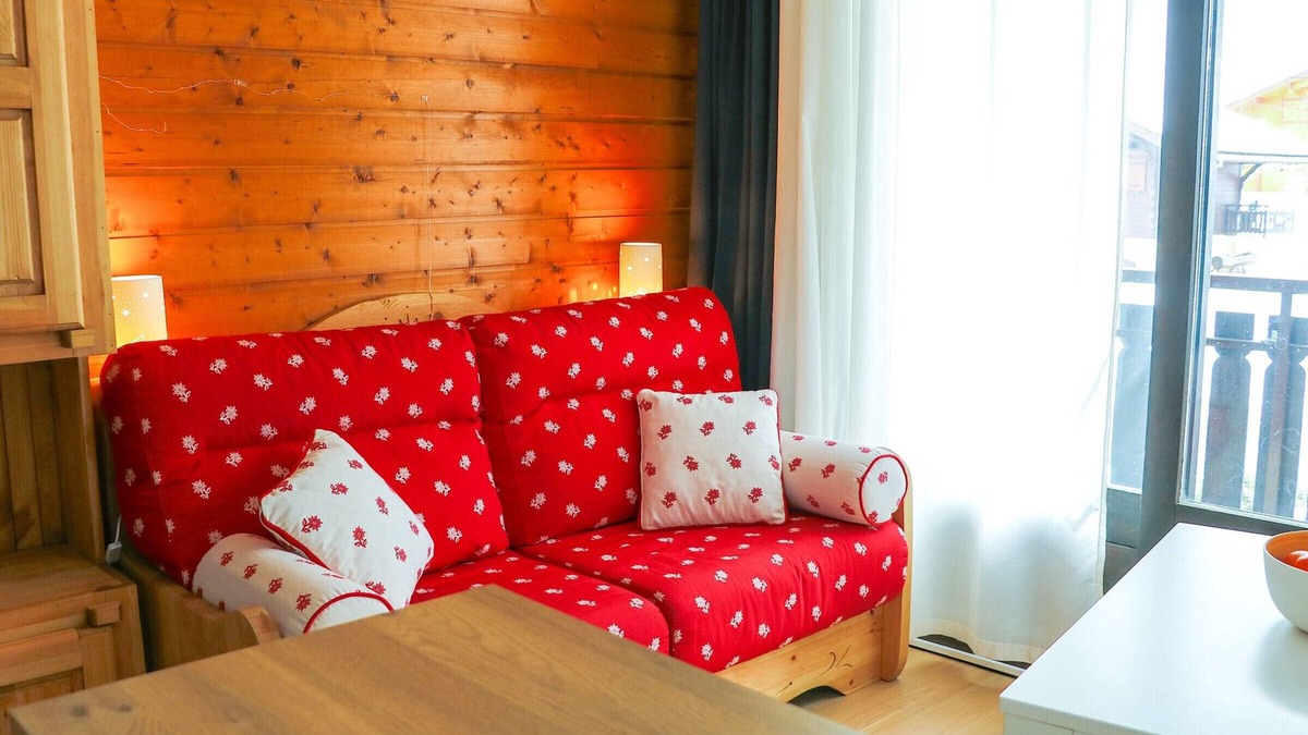 Bernex Apartment | Studio Cozy near Ski Slopes and Hiking Trails in Bernex