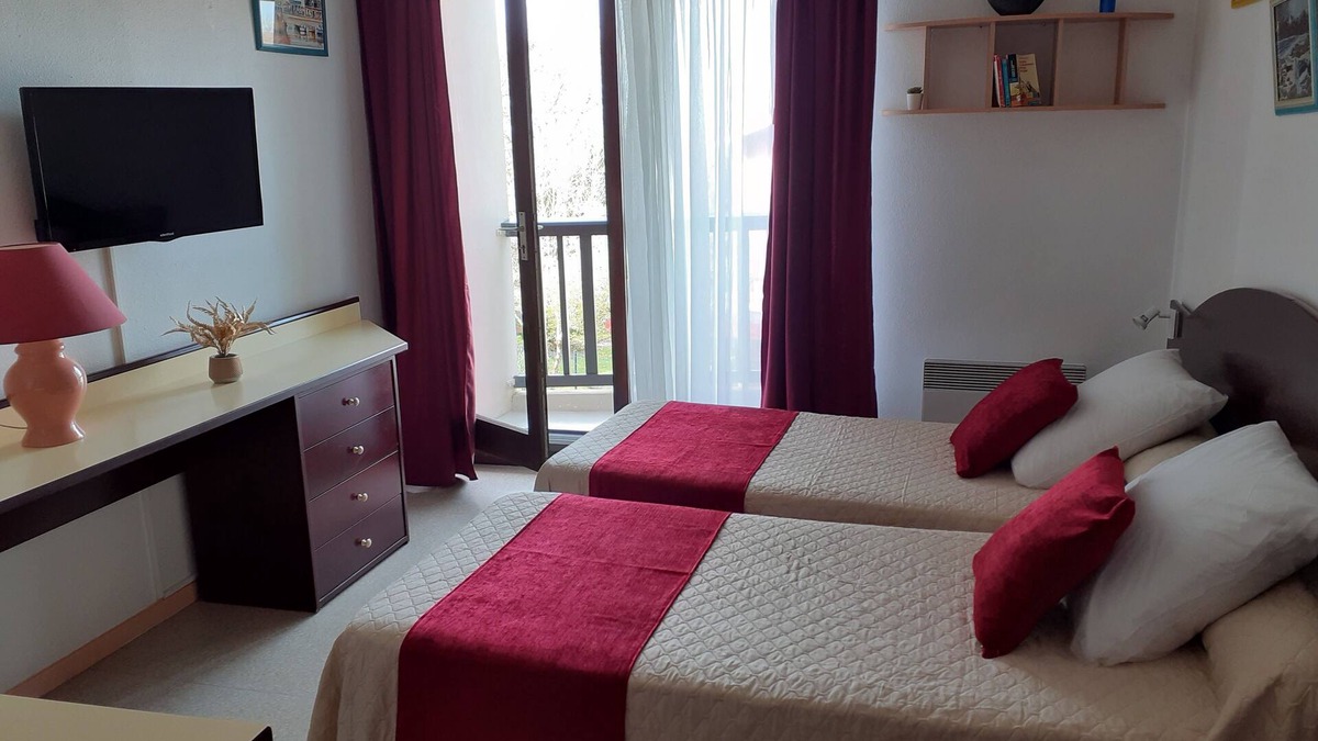 Dax Apartment | Studio cure Dax (with direct access to Thermes)