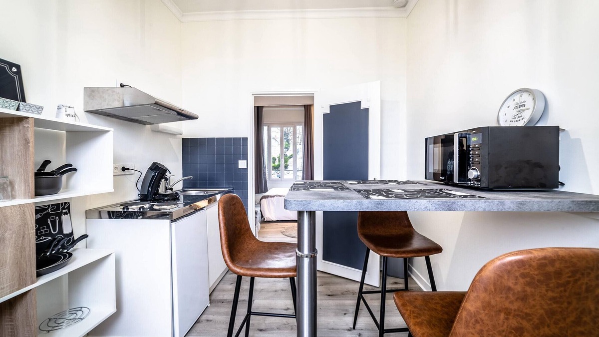 Brive-la-Gaillarde Apartment | ★ Studio délicat & élégant ★ Au calme ★