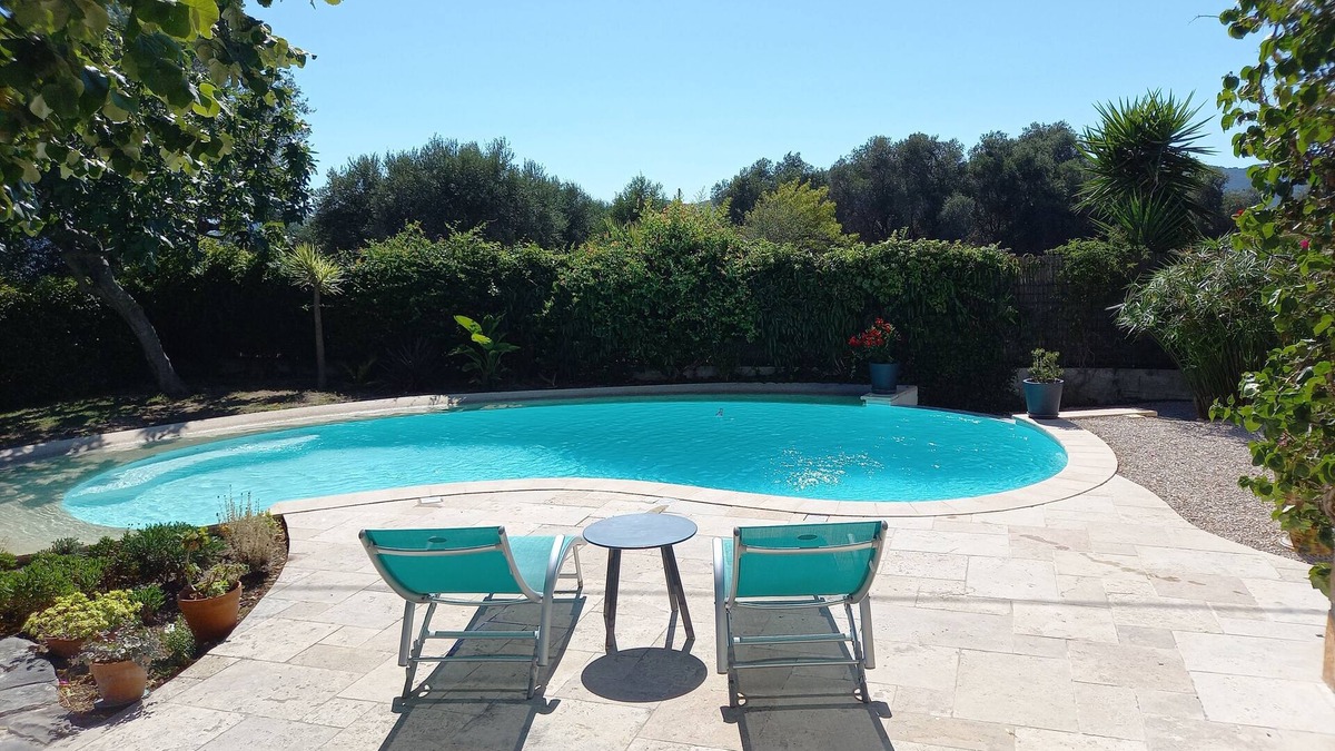 Le Cannet Apartment | Studio Dans Villa Avec Piscine à 10min des Plages et de la Croisette