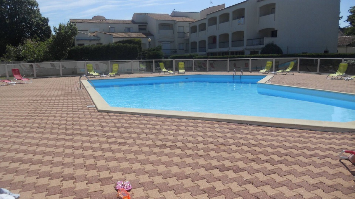 Dolus-d'Oleron Apartment | Studio de Charme ile D'oléron Piscine/tennis/terrain de Boules+ 700 m Plage
