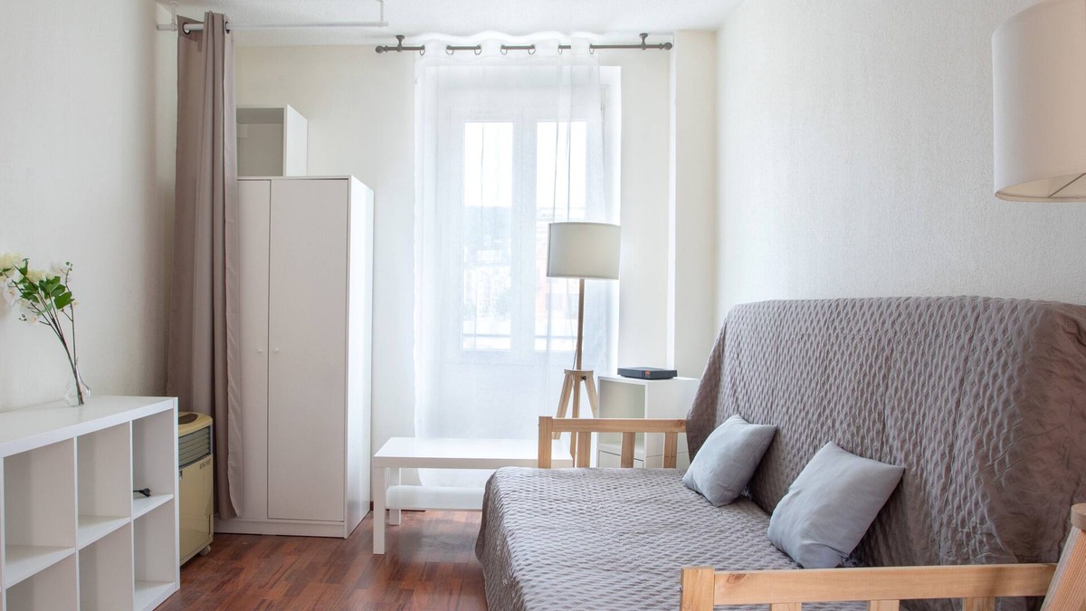 Cimiez Apartment | Studio district Acropolis