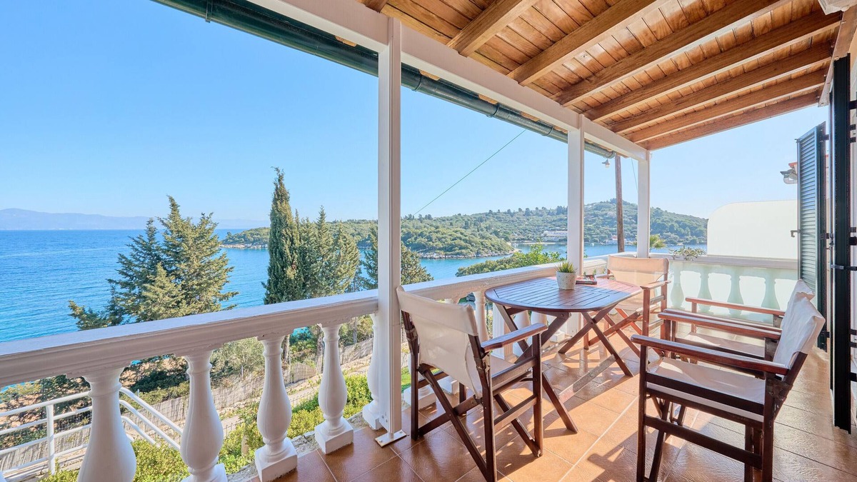 Paxos Apartment | Studio 'Dolphin 2' with Sea View, Wi-Fi and Air Conditioning