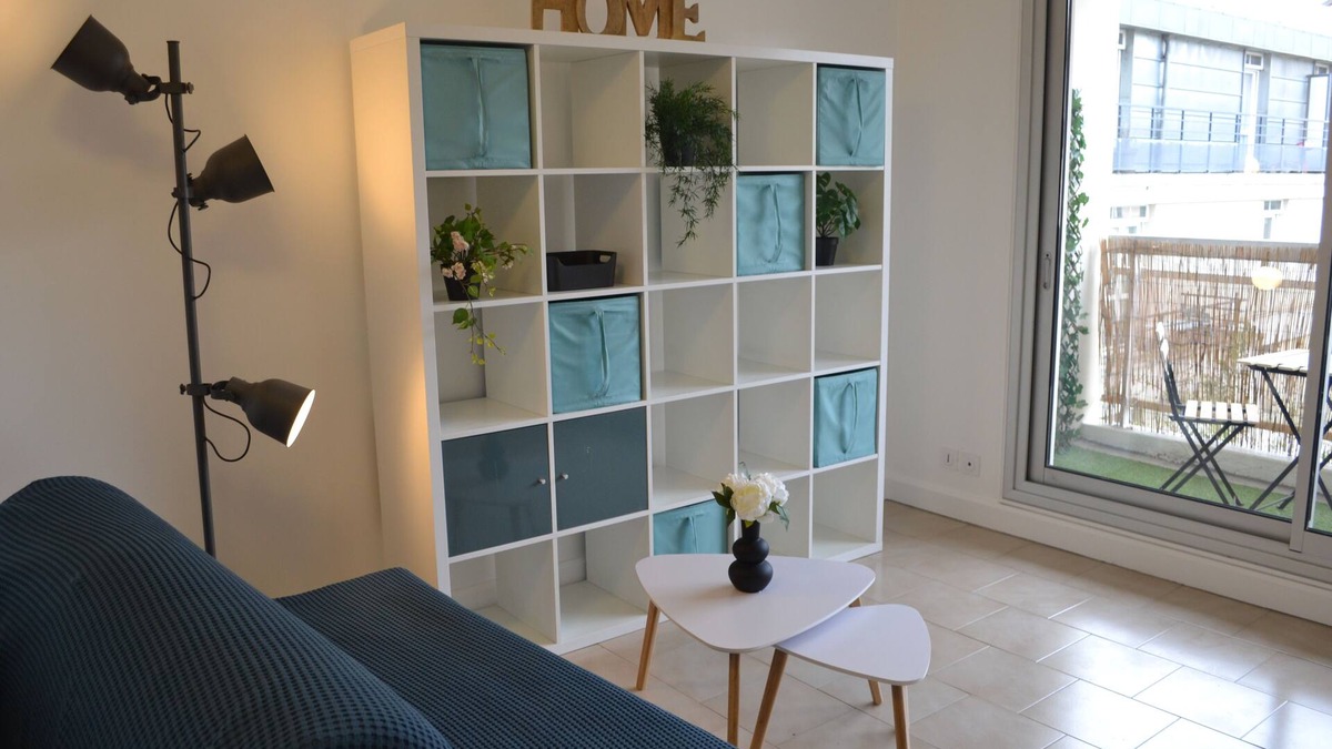 Les Lilas Apartment | Studio + Espace Nuit - Les Lilas. Calme. Balcon. 33 M² Cuisine, Salle de Bain