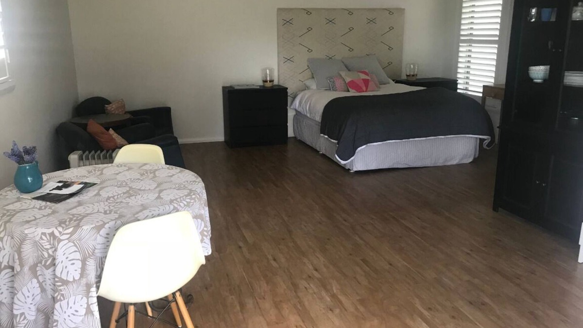 Cabonne Shire Council House | Studio Farm Guest House