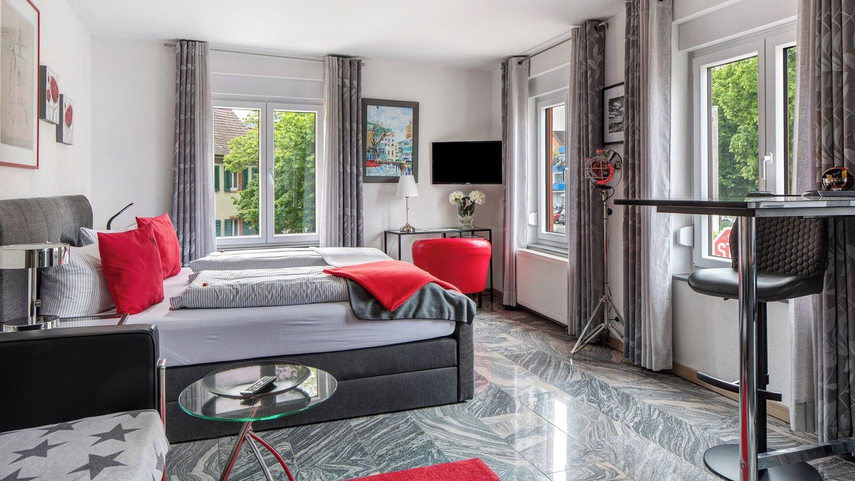 Breisach Apartment | Studio 'Fernando' with Shared Terrace and Wi-Fi