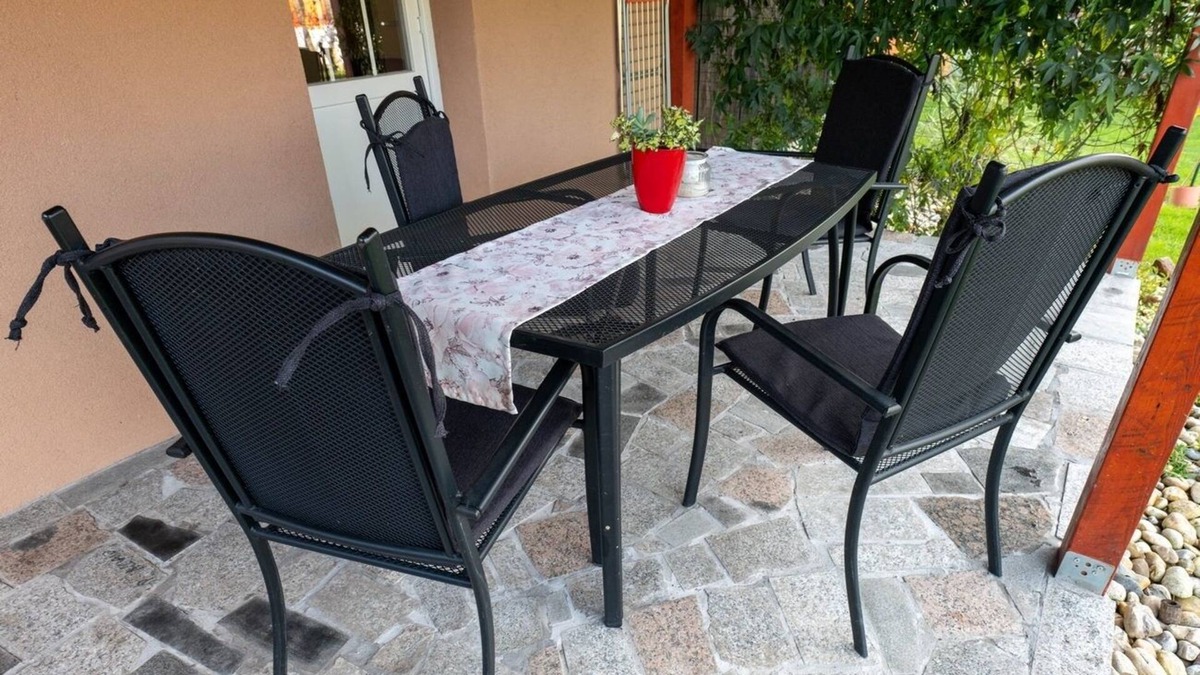 Garesnica Apartment | Studio flat with terrace Garešnica, Bjelovarska (AS-20695-a)