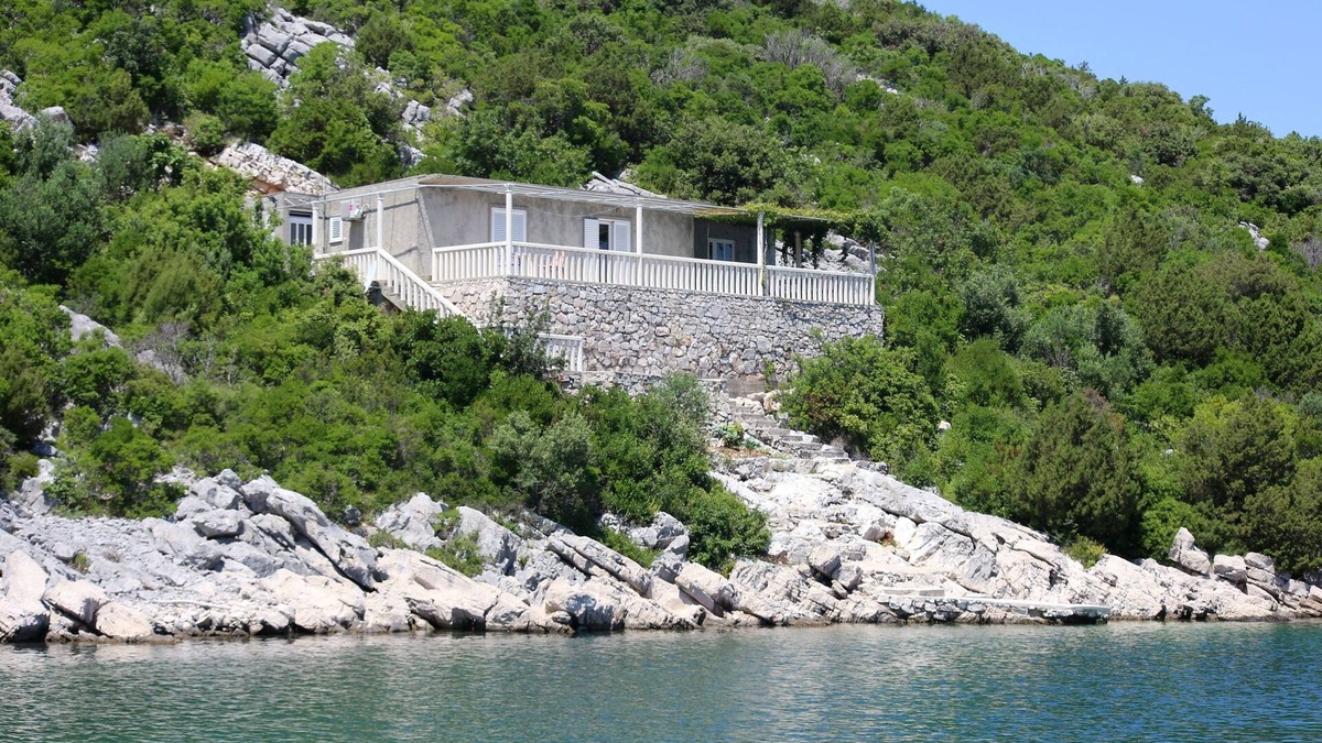Putnikovic Apartment | Studio flat near beach Kabli, Pelješac (AS-10221-a)