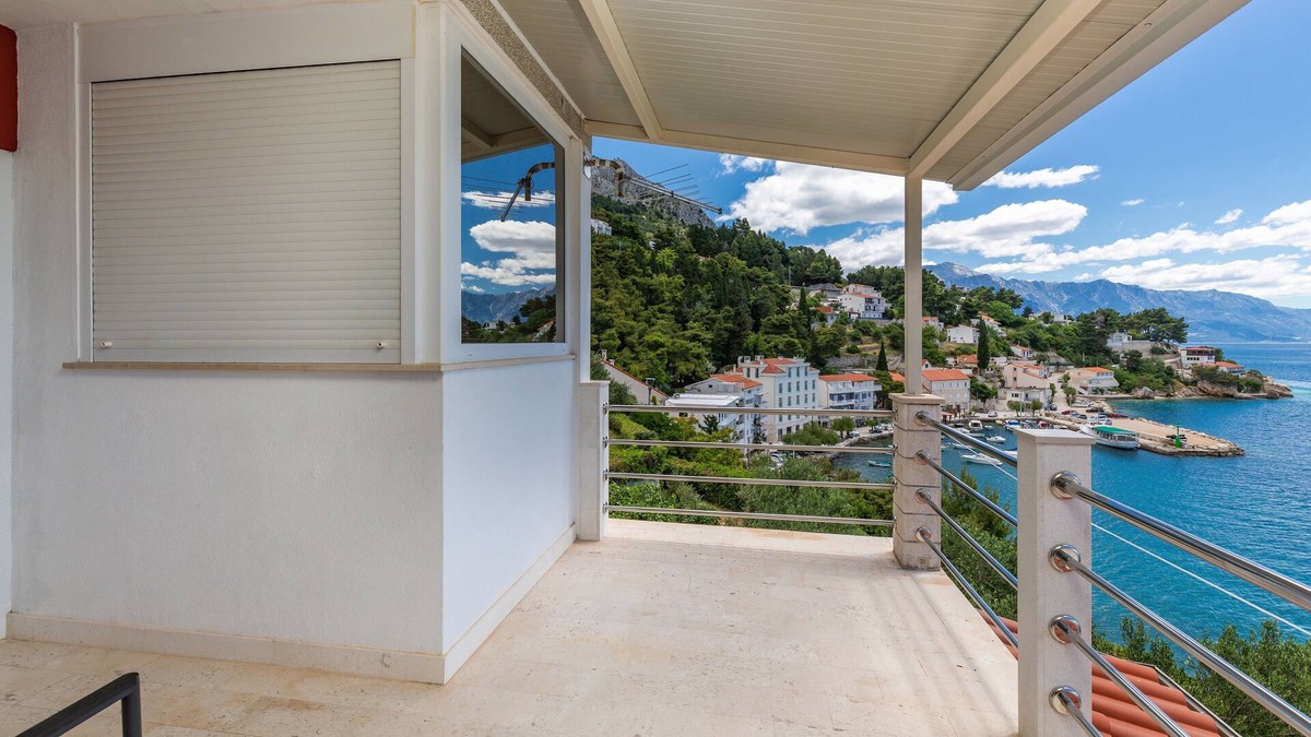 Mimice Apartment | Studio flat near beach Mimice, Omiš (AS-18149-c)