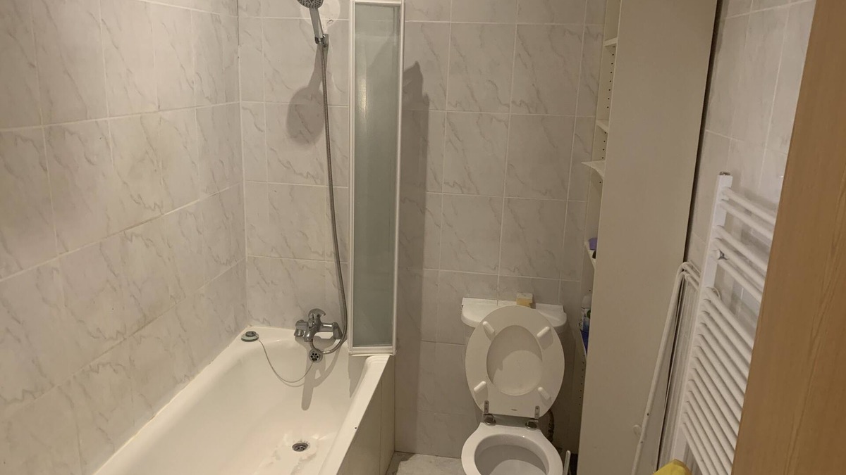 Thornton Heath Apartment | Studio flat on first floor