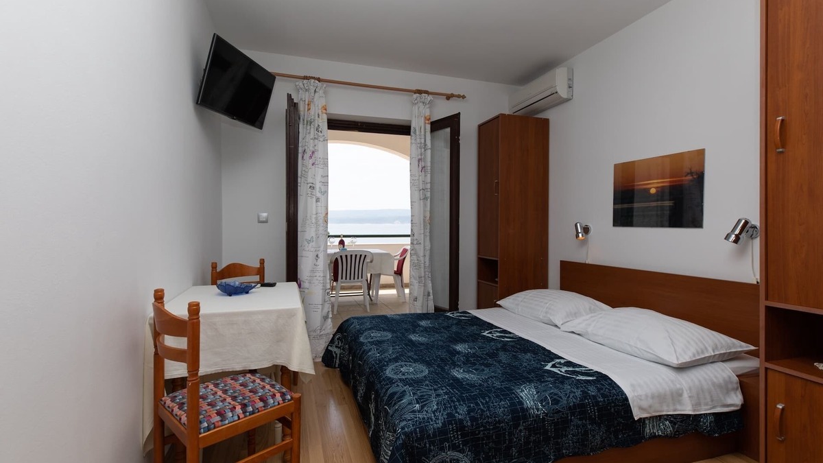 Medici Apartment | Studio flat with terrace and sea view Medići, Omiš (AS-1046-a)