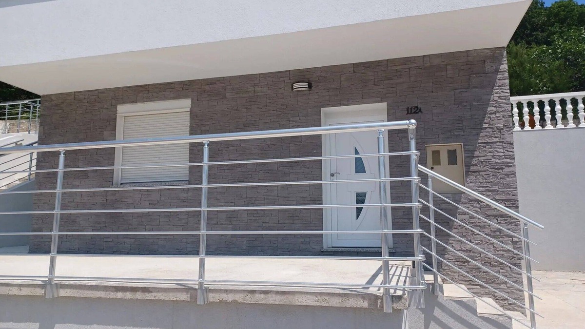 Bakarac Apartment | Studio flat with terrace Bakarac, Kraljevica (AS-21709-a)
