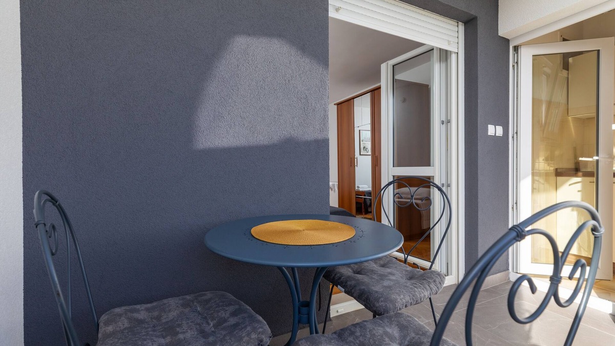 Omis Apartment | Studio flat with terrace Omiš (AS-2745-b)